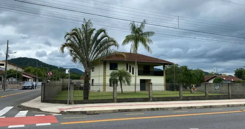 Casa com 3 dormitórios à venda, 400 m² por R$ 1.750.000,00 - Testo Alto - Pomerode/SC