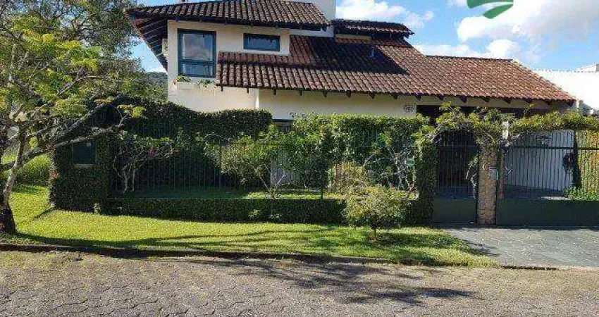Casa com 3 dormitórios à venda, 291 m² por R$ 1.600.000,00 - Vorstadt - Blumenau/SC