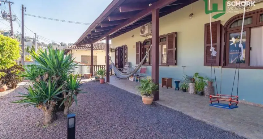 Casa com 3 dormitórios à venda, 270 m² por R$ 950.000,00 - Itoupava Central - Blumenau/SC