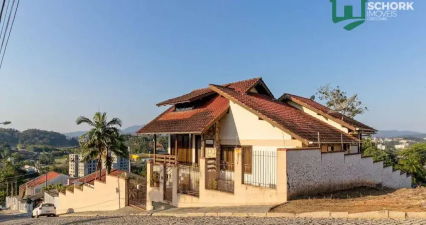 Casa à venda, 266 m² por R$ 1.800.000,00 - Salto do Norte - Blumenau/SC