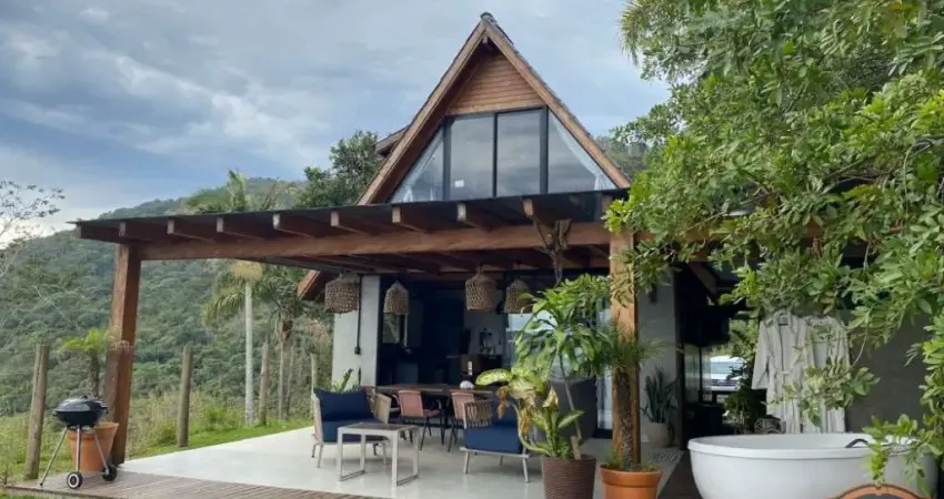 Casa com 2 quartos à venda na Rua Lagosta, Praia da Tainha, Bombinhas