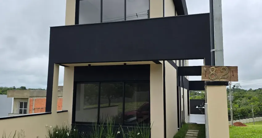 Sobrado à venda, contruida com qualidade e todos os projetos