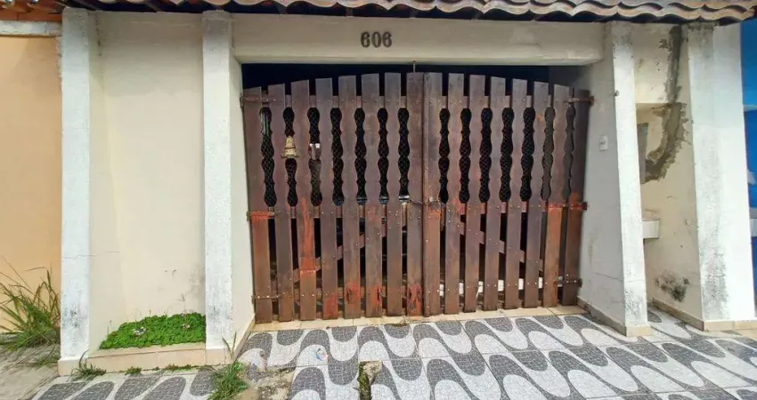 Casa à venda em Itanhaém, Jardim Suarão, com 3 quartos, com 56.55 m²