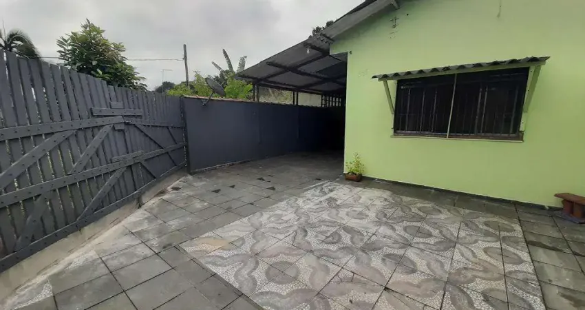 Casa à Venda em Itanhaém - Bairro Loty, 3 Dormitórios, 2 Suítes, 5 Vagas, Próximo ao Centro e Praia