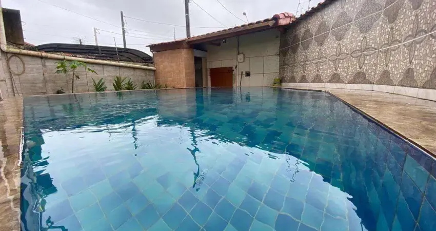 Sobrado à venda em Itanhaém, Baln Gaivotas, com 5 quartos, com 169 m²