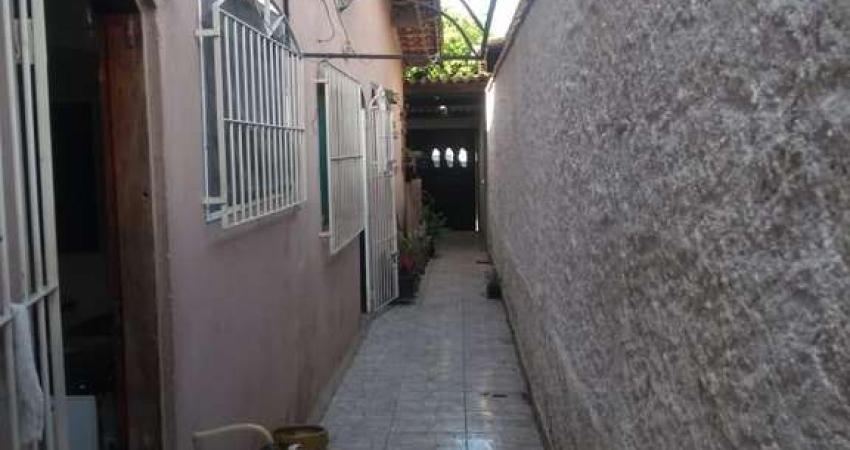 Casa com 2 dorms, Agenor de Campos, Mongaguá - R$ 300 mil, Cod: 70508779