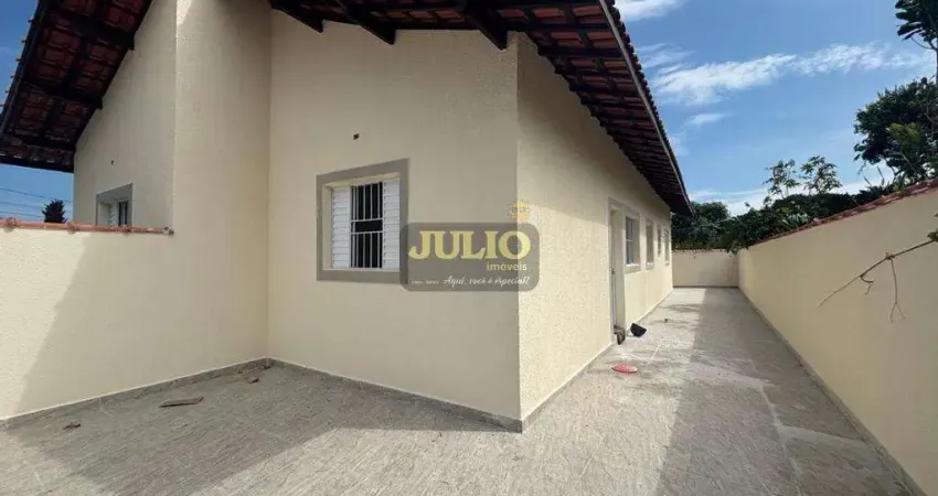 Casa à venda em Itanhaém, Balneário Gaivotas, com 2 quartos, com 60 m²