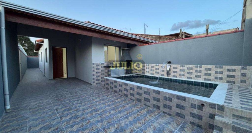 Casa com piscina à venda no bairro Nova Itanhaém – Itanhaém/SP | 2 dormitórios, sendo 1 suíte