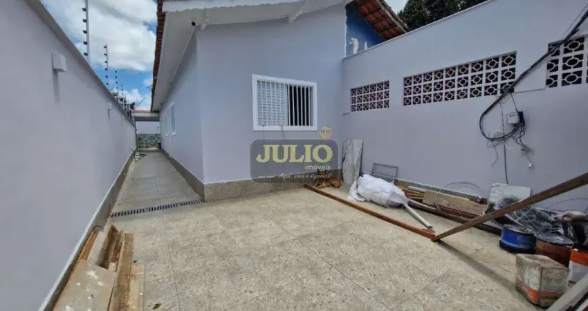 Casa à venda em mongaguá, jardim leonor, com 2 quartos, com 60 m²