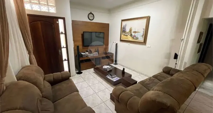 Casa com 8 quartos à venda na Rua Dulce Pinheiro de Moraes, Vila Inhamupe, Jundiaí