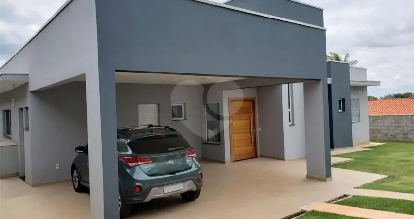 Condomínio com 3 quartos à venda em Parque Dos Cafezais Iv - SP