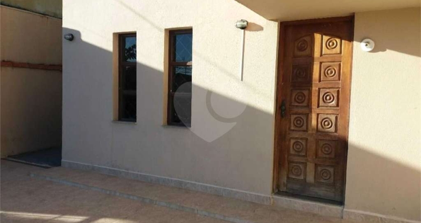 Sobrado com 2 quartos à venda em Parque Residencial Eloy Chaves - SP