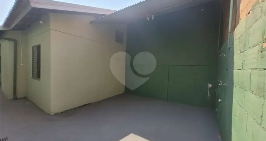 Casa com 3 quartos à venda ou para locação em Fazenda Grande - SP