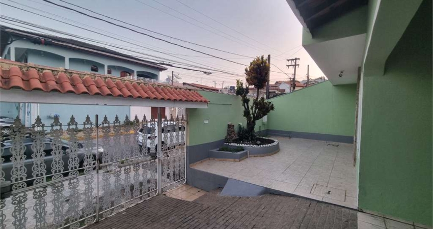 Casa com 3 quartos à venda em Vila São José - SP