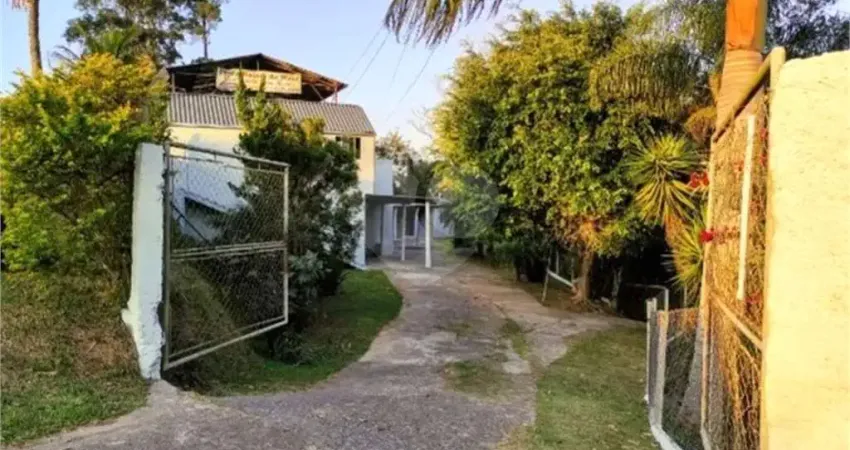 Chácara com 3 quartos à venda em Chácaras Campo Limpo - SP