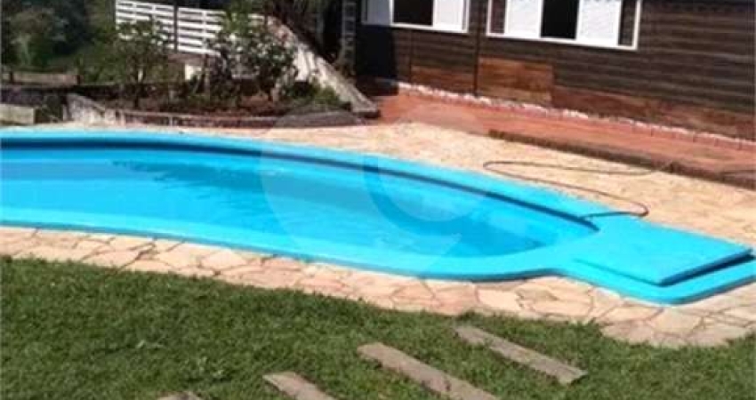 Sítio com 3 quartos à venda em Chácaras Campo Limpo - SP