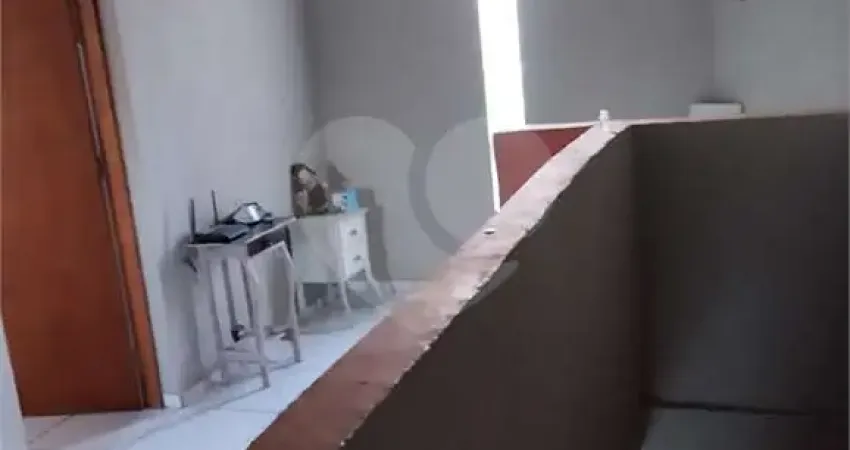 Sobrado com 3 quartos à venda em Conjunto Habitacional São José - SP