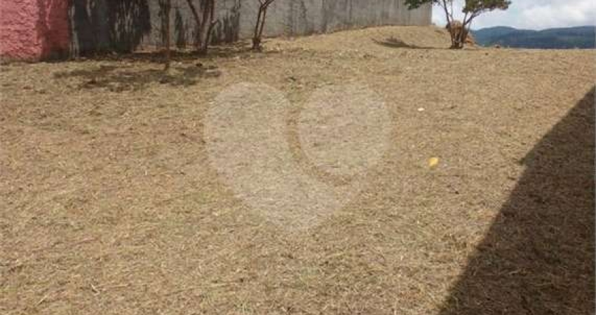 Terreno para locação em Vila Santana Ii - SP