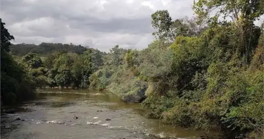 Casa em condomínio fechado à venda na Estrada Sousas-Pedreira, Sousas, Campinas