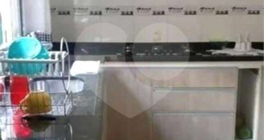 Casa com 3 quartos à venda em Jardim Caçula - SP