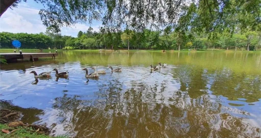 Terreno em condomínio fechado à venda na Itália, Parque Amarylis, Itupeva