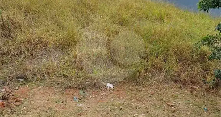 Loteamento à venda em Condomínio Villa Verde Bragança - SP