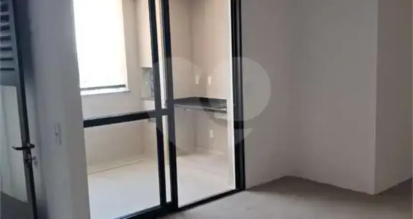 Apartamento com 3 quartos à venda em Jardim Do Lago - SP