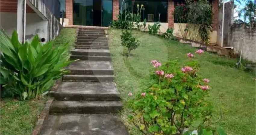 Chácara com 4 quartos à venda em Moinho - SP