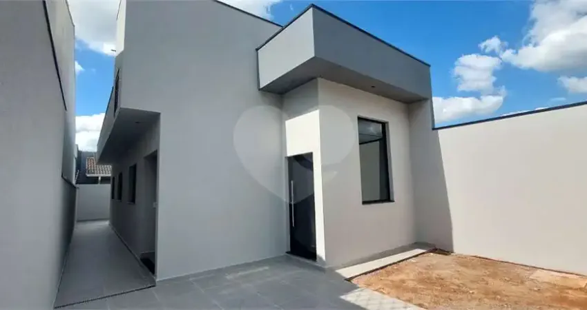 Casa com 3 quartos à venda em Residencial Santa Giovana - SP
