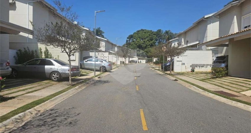 Condomínio com 3 quartos à venda em Chácara Segre - SP