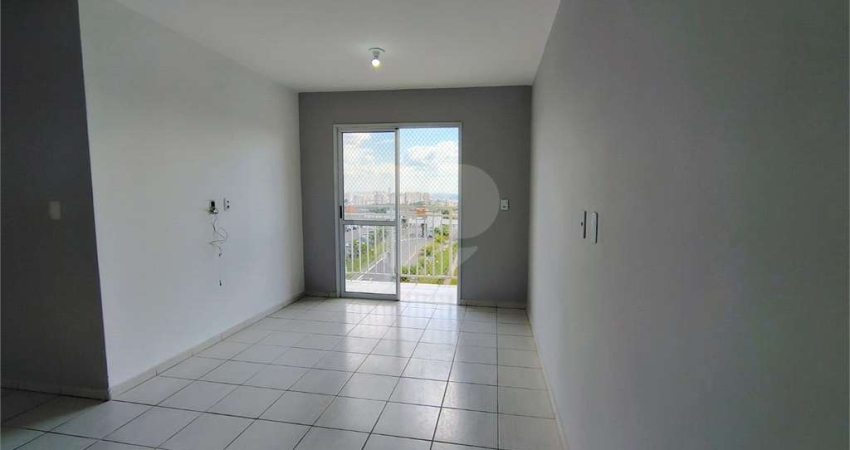 Apartamento com 3 quartos para locação em Jardim Tamoio - SP