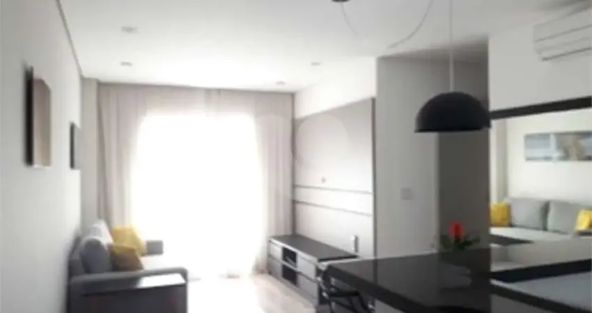 Apartamento com 2 quartos à venda ou para locação em Centro - SP