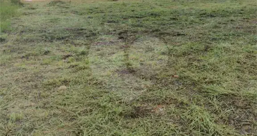 Terreno à venda em Estância Hidromineral Santa Eliza - SP