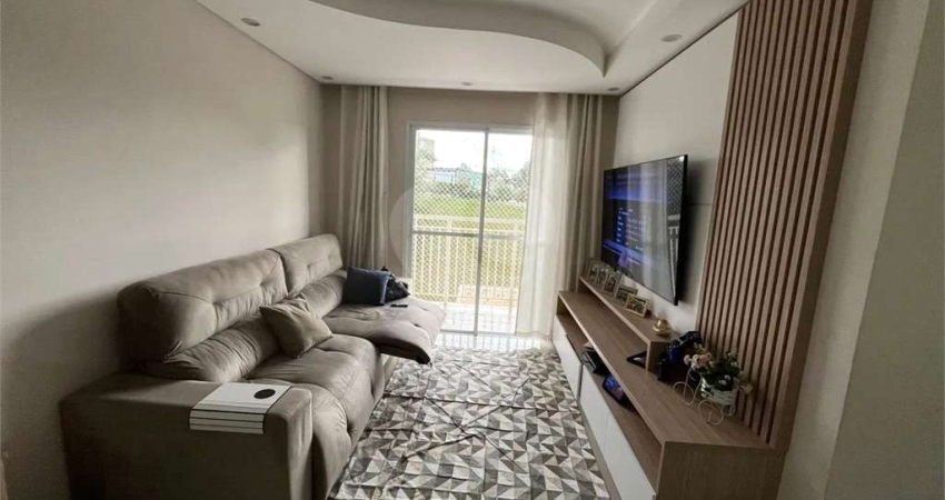 Apartamento com 3 quartos à venda em Jardim Maria De Fátima - SP