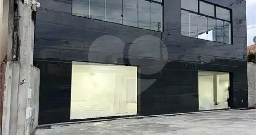 Salão Comercial para locação em Parque Almerinda Pereira Chaves - SP