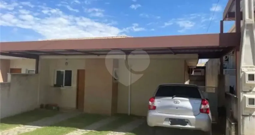 Condomínio com 3 quartos à venda em Parque Das Laranjeiras - SP