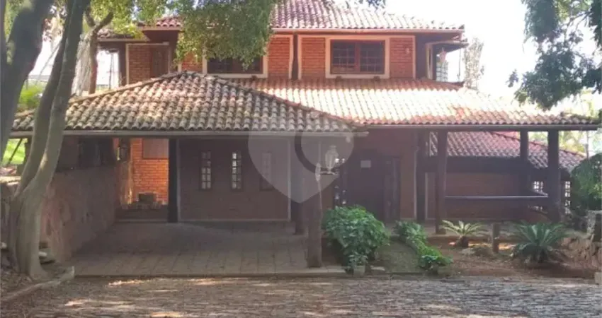 Chácara / sítio com 3 quartos à venda na Vila Cremonesi, Itatiba 