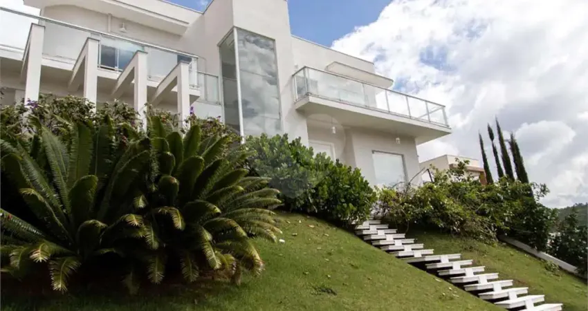 Condomínio com 4 quartos à venda em residencial cambarah - sp