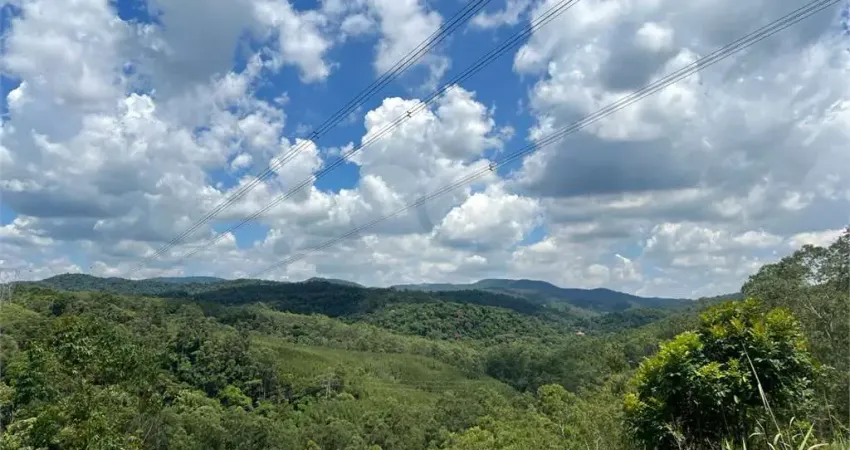 Terreno à venda na Serra dos Lagos (Jordanésia), Cajamar 