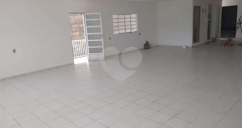 Prédio à venda na Vila Agrícola, Jundiaí