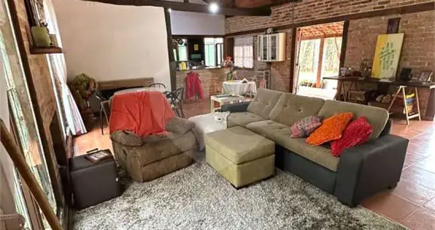 Chácara / sítio com 3 quartos à venda no Jardim Tarantela, Jundiaí