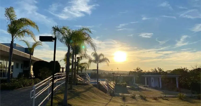 Terreno em condomínio fechado à venda no Residencial Pecan, Itupeva 