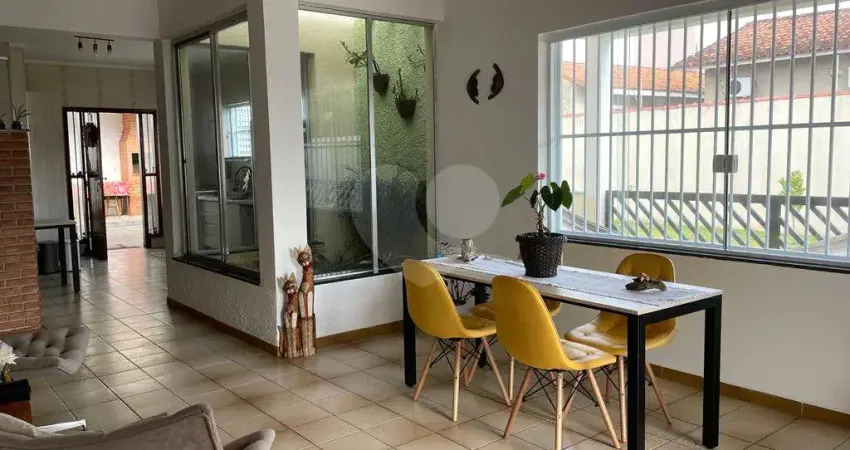 Casa com 3 quartos para alugar no Balneário Stella Maris, Peruíbe 