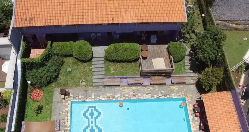 Casa com 8 quartos para alugar na Rua João Guariza, 550, São Lourenço, Curitiba