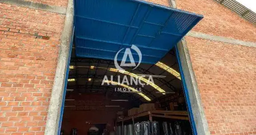 Pavilhão
Área privativa: 500,00 m²
Piso Bruto
Possui estacionamento
C