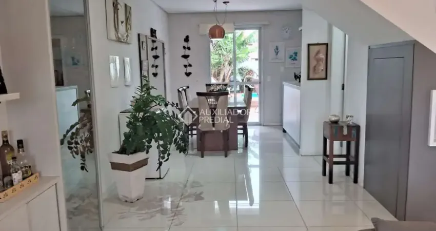 Casa com 3 quartos à venda na Rua da Caliandra Rosa, 160, Cachoeira do Bom Jesus, Florianópolis