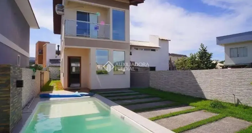 Casa com 2 quartos à venda na Avenida Red Park, 119, São João do Rio Vermelho, Florianópolis