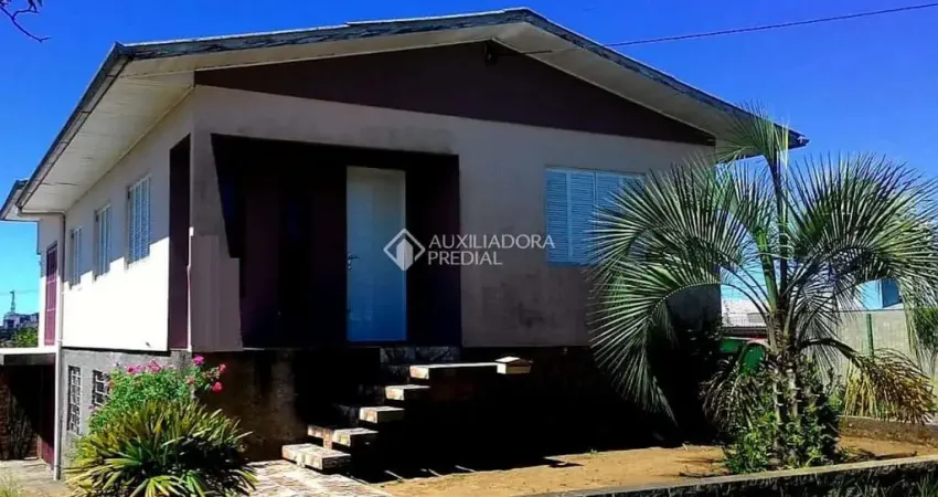 Casa com 4 quartos à venda na Rua Augusto Crippa, 534, Primeiro de Maio, Farroupilha