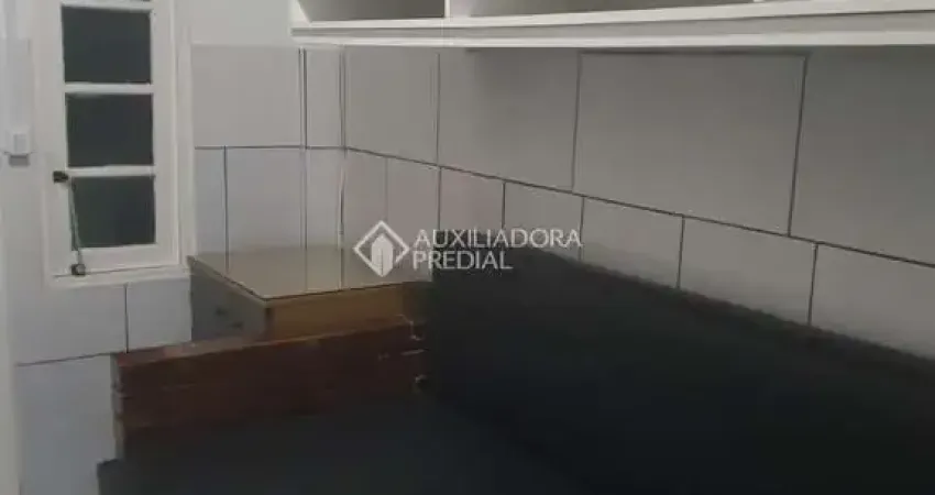 Prédio à venda na Rua Ovídio Zierke, 255, Cachoeira do Bom Jesus, Florianópolis