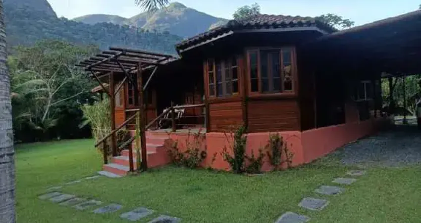 Casa com 3 quartos para alugar na Rua Projetada, 10, Serra da Cruz, Macaé